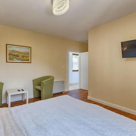 Bambi Tatil Evi Opatija