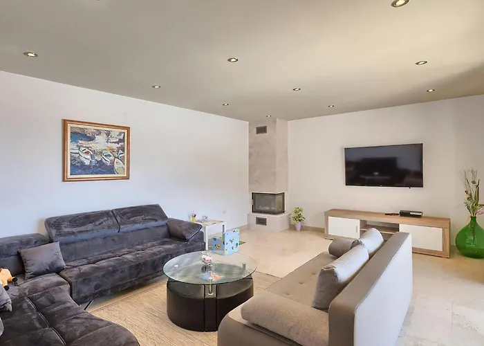 Bambi Дом отдыха *